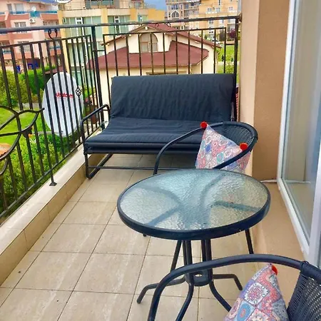 Апартаменты В Г. Равда Apartment